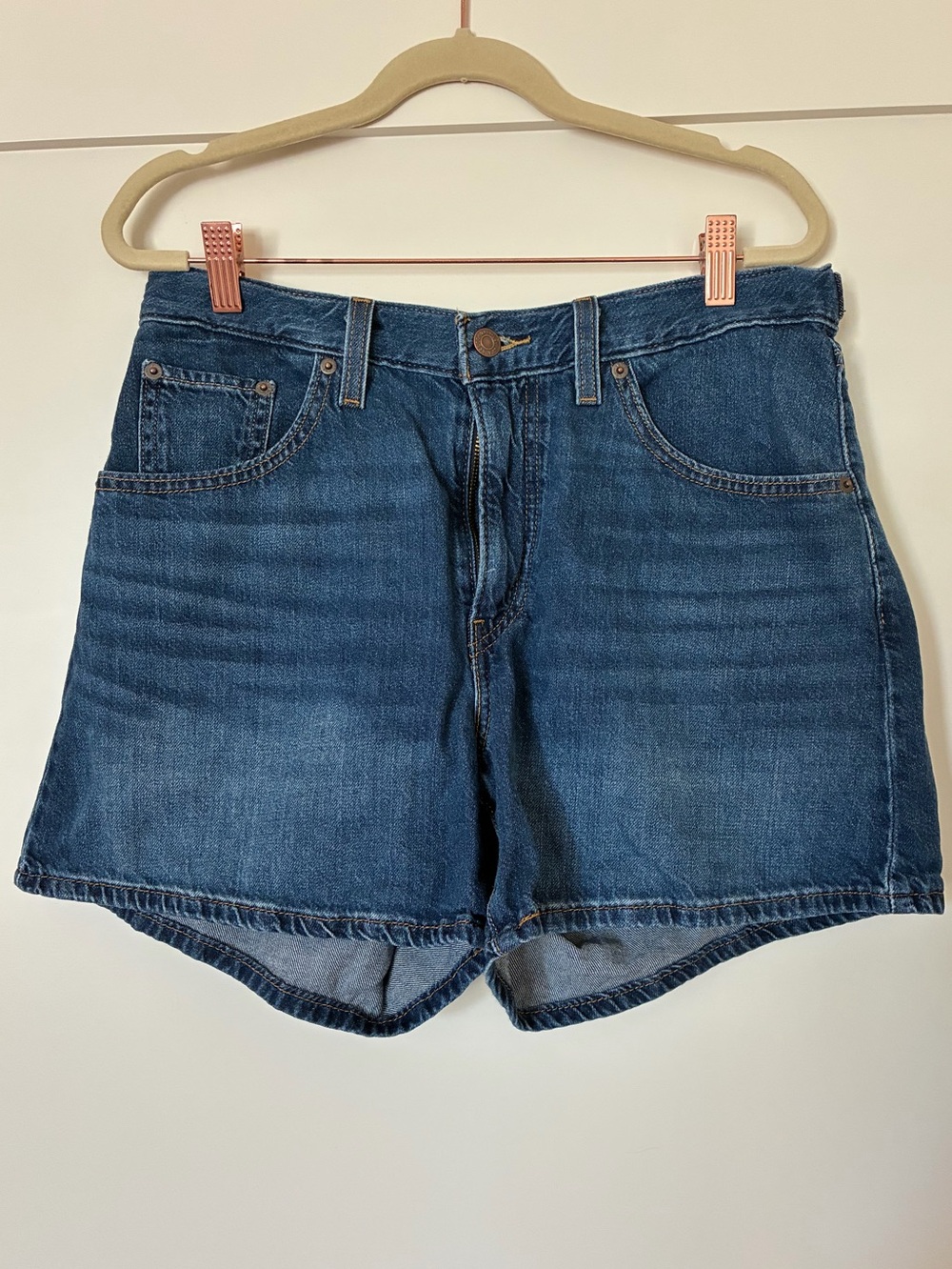 Levi's Women's Cinch Shorts
